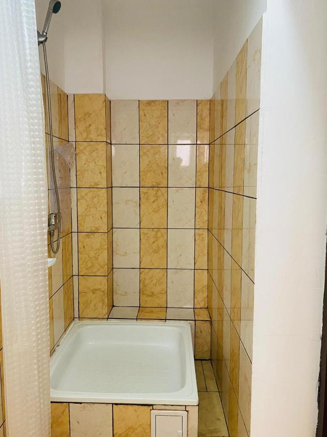 Nord, Plaja Acapulco, Garsoniere Four Studios, Bucatarie Comuna, Baie Proprie, Etaj 4, Fara Lift דירה