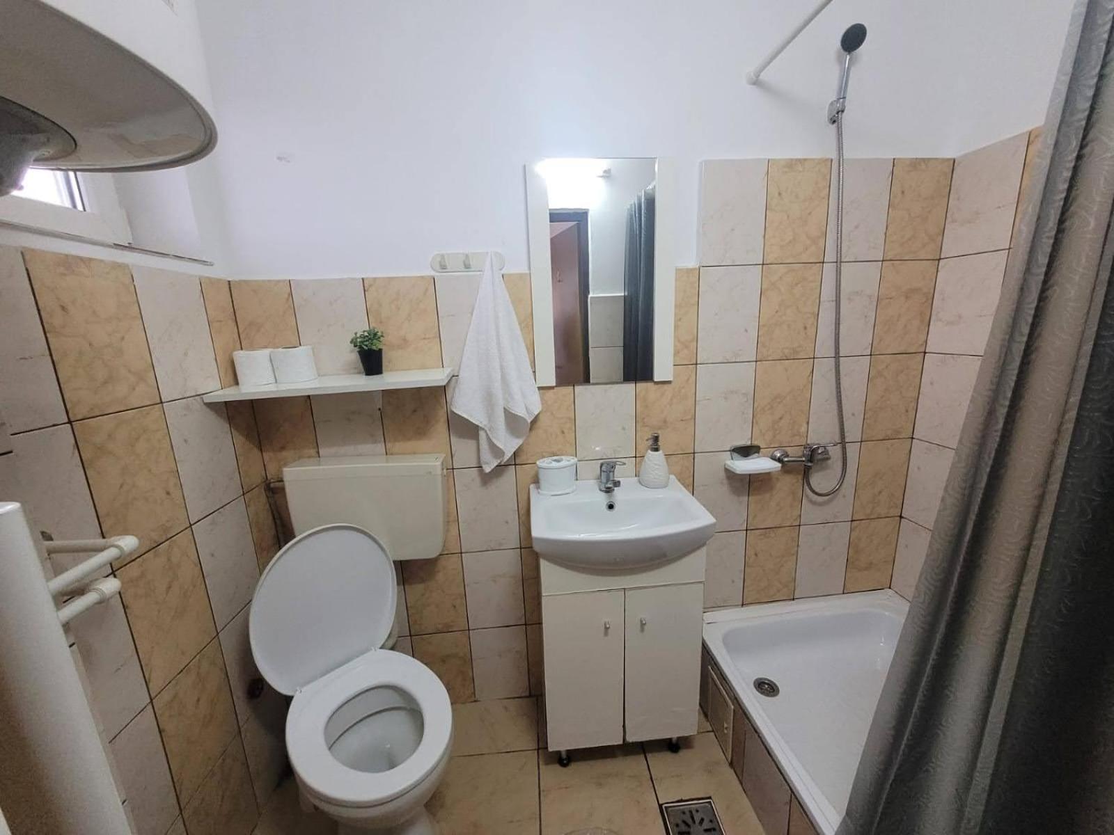 דירה Nord, Plaja Acapulco, Garsoniere Four Studios, Bucatarie Comuna, Baie Proprie, Etaj 4, Fara Lift אפורי נורד
